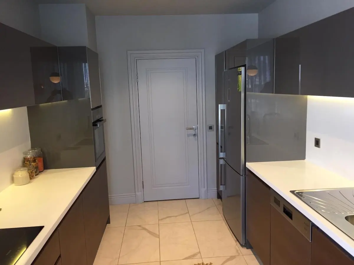 Fitted kitchen